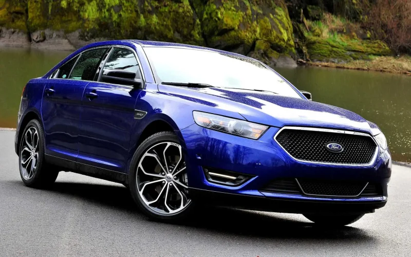 Ford Taurus Sho 2013