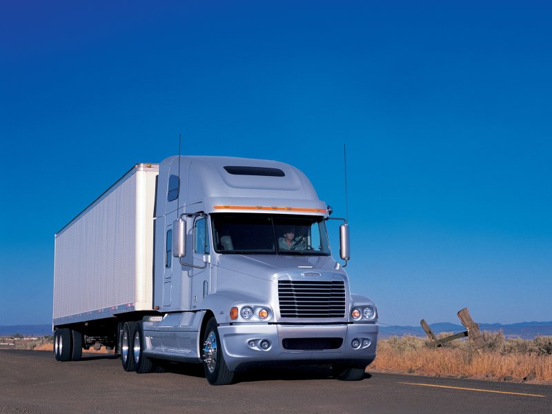 Американский грузовик freightliner