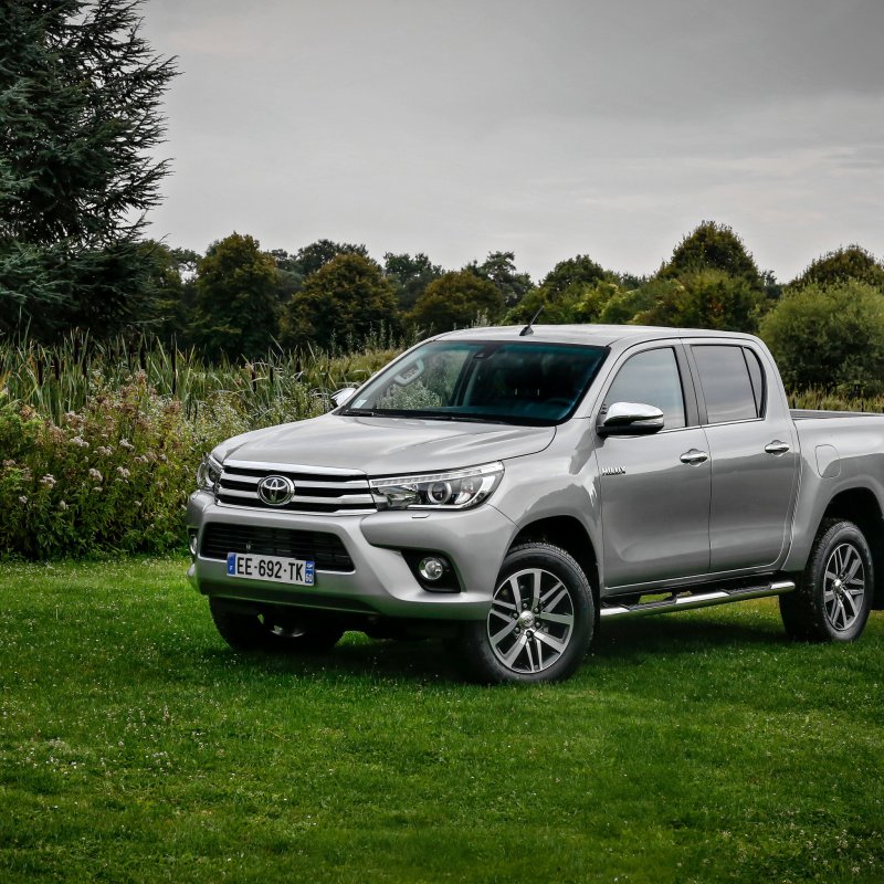 Toyota Hilux 4x4 2015