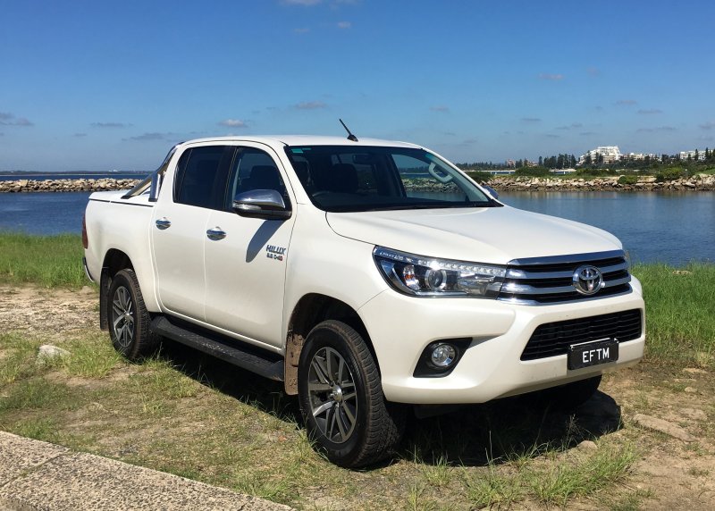 Toyota Hilux 2016