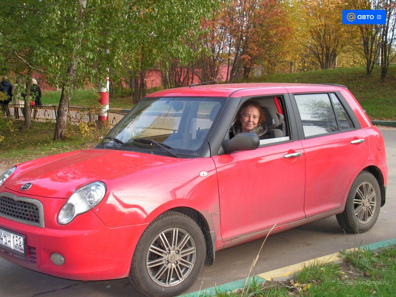 Машина Lifan Smily