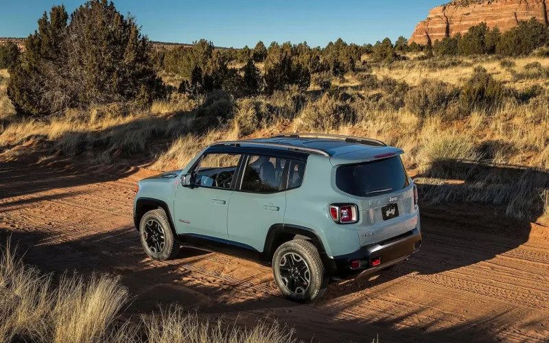 Jeep Renegade внедорожник