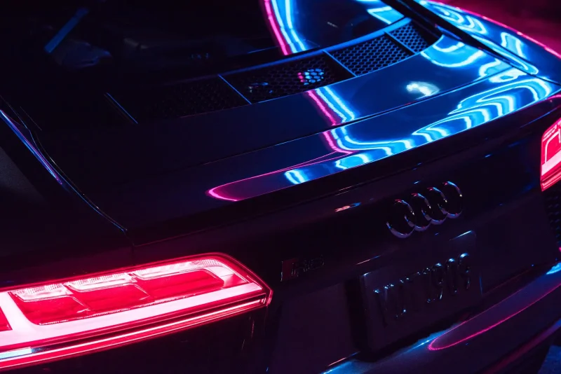 Audi TT неон