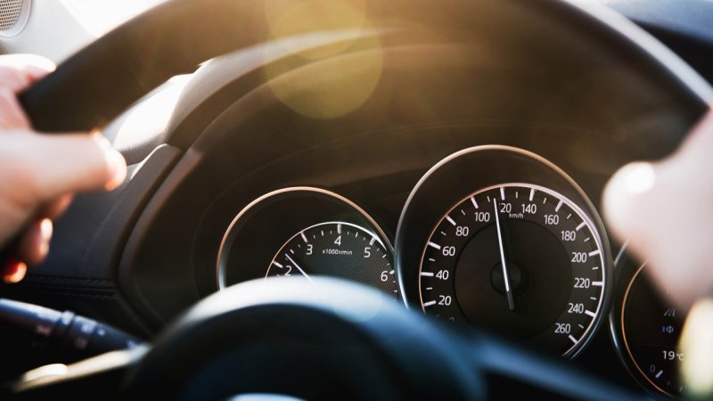 Спидометр машины