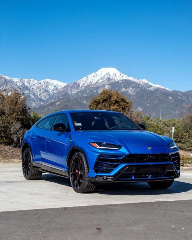 Lamborghini кроссовер Urus