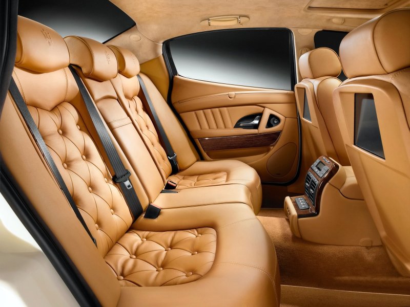 Maserati Quattroporte Interior