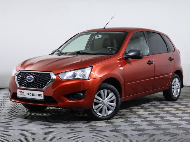 Datsun mi-do оранжевый