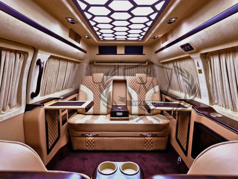 GMC Savana 2020 VIP