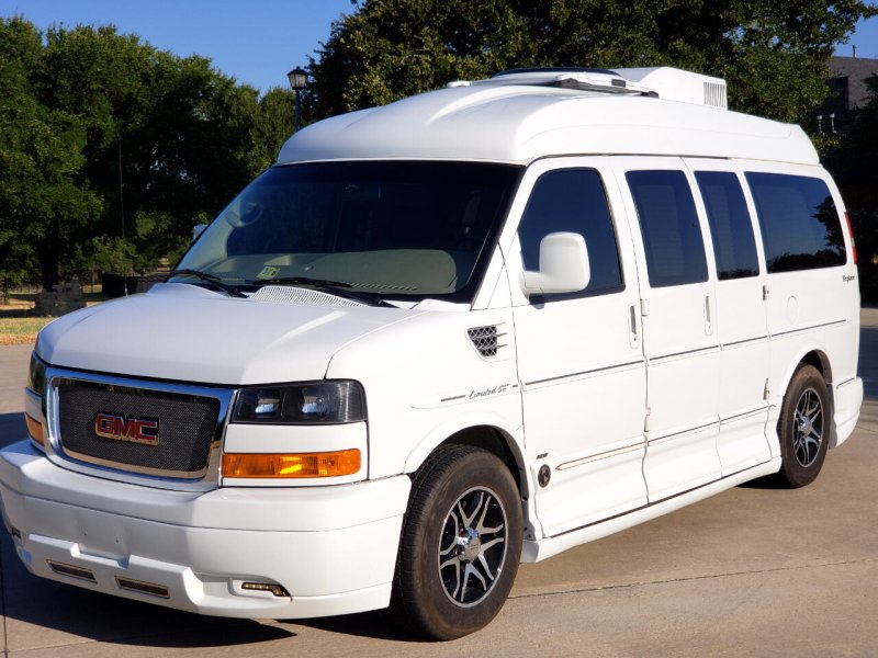 ,GMC GMC Savana