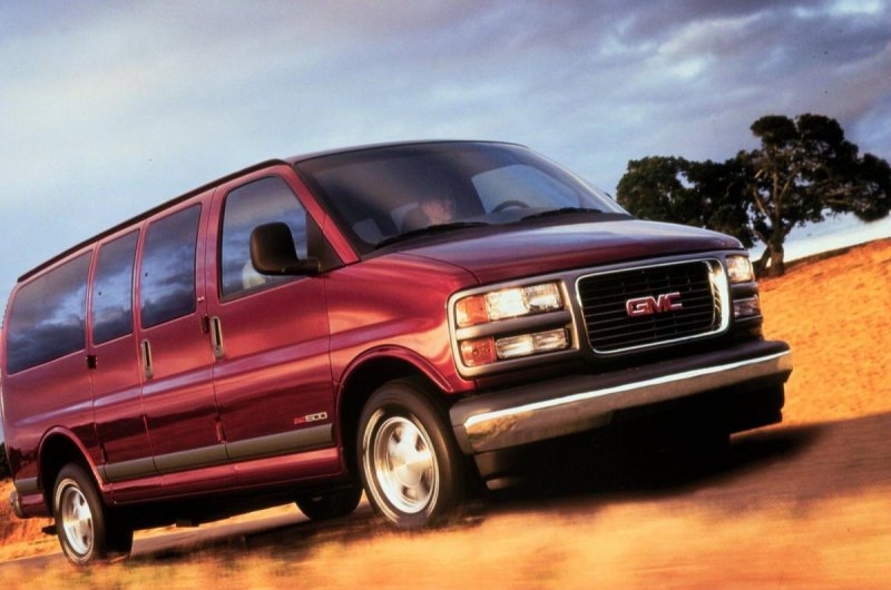 Минивэн GMC Savana