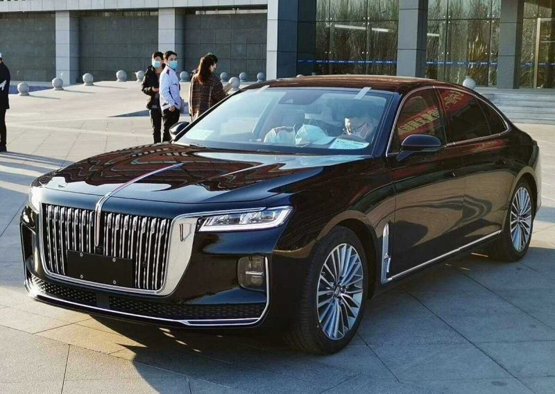 Китайский седан  Hongqi h9