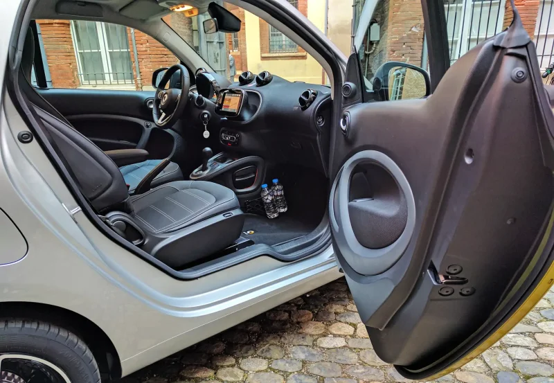 Mercedes Smart Fortwo салон