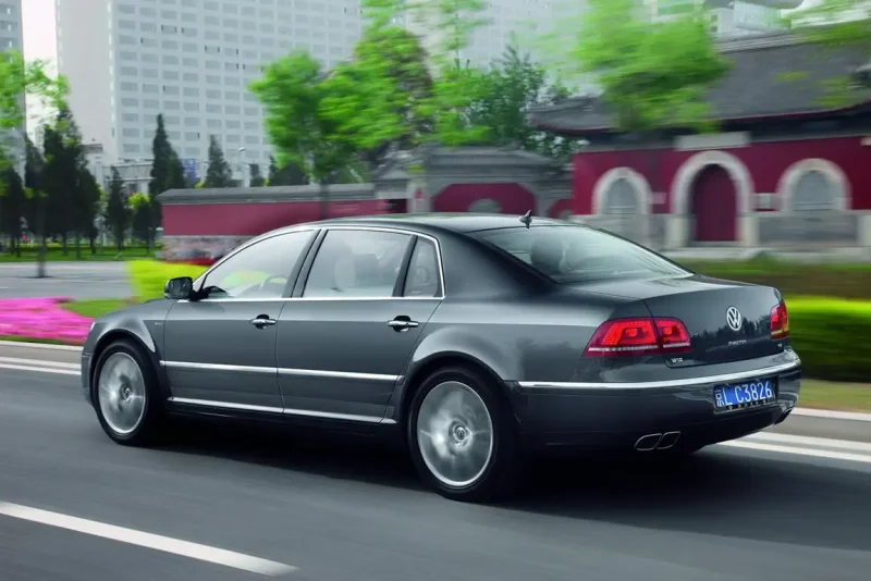 VW Phaeton w12