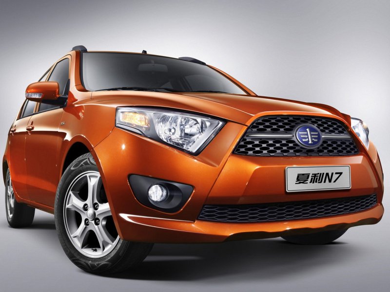 Седан FAW Besturn b50