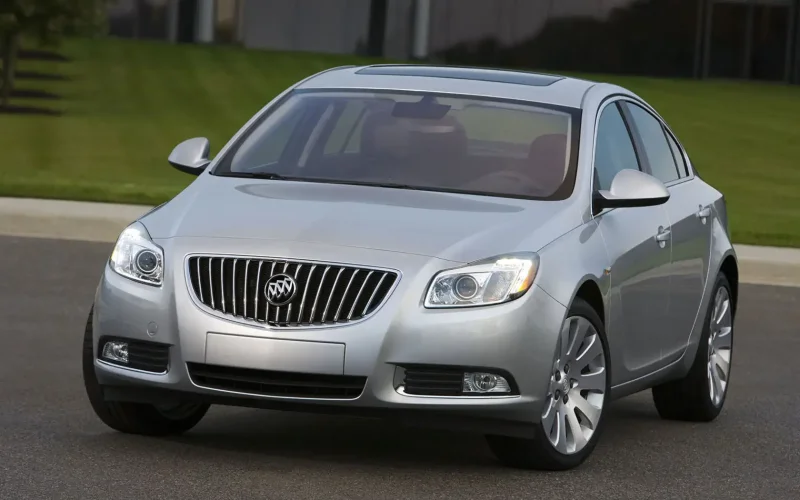 Buick Regal GS 2012