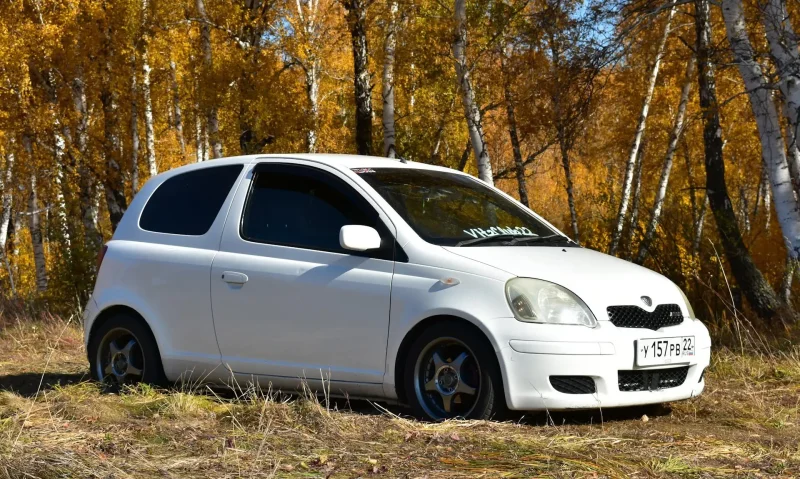 Тойота Витц 2001 1.3