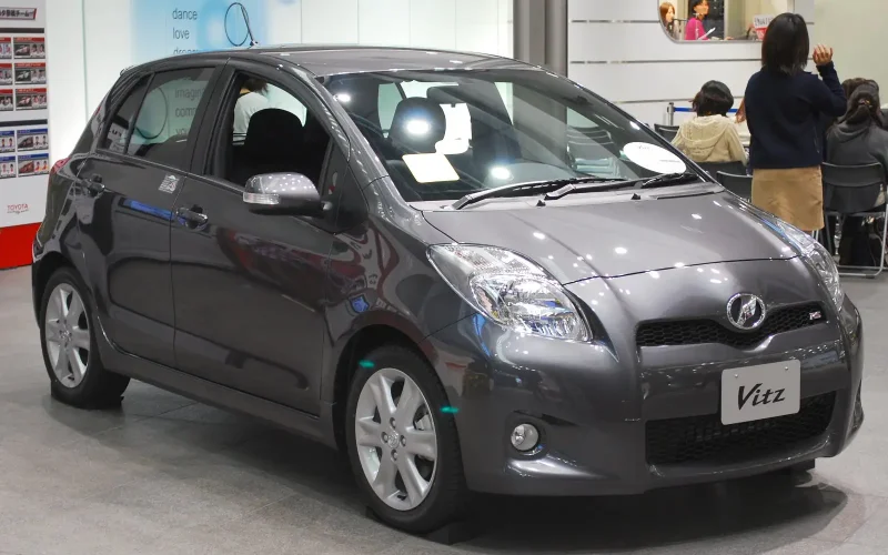 Toyota Vitz 01 jpg
