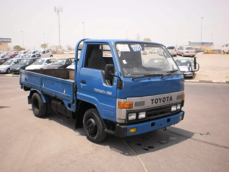 Toyota Dyna u600