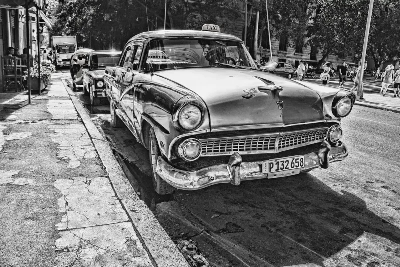 Ретро авто черно белые