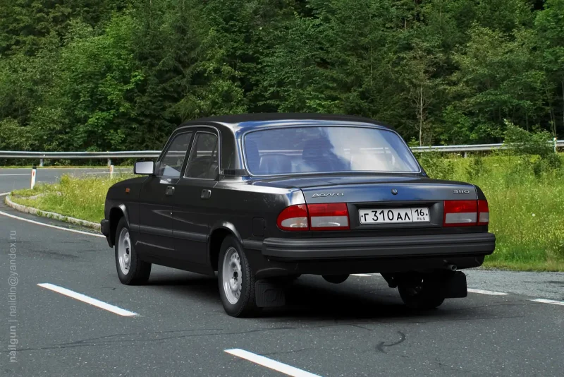 Автомобиль Волга 3110
