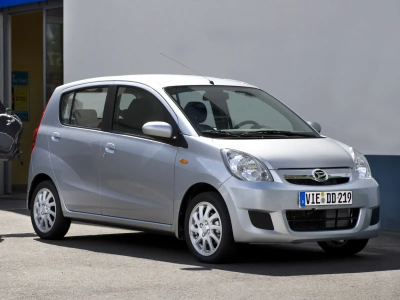 Машина Daihatsu cuore