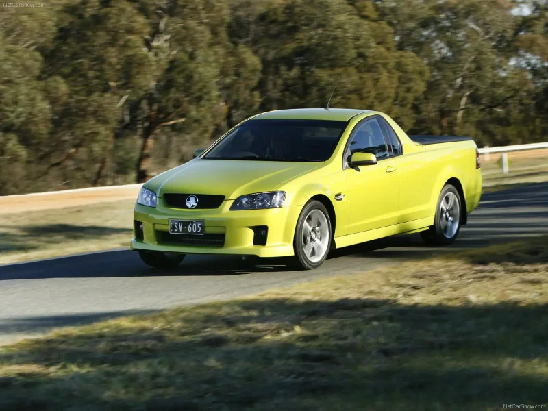 Holden sv6