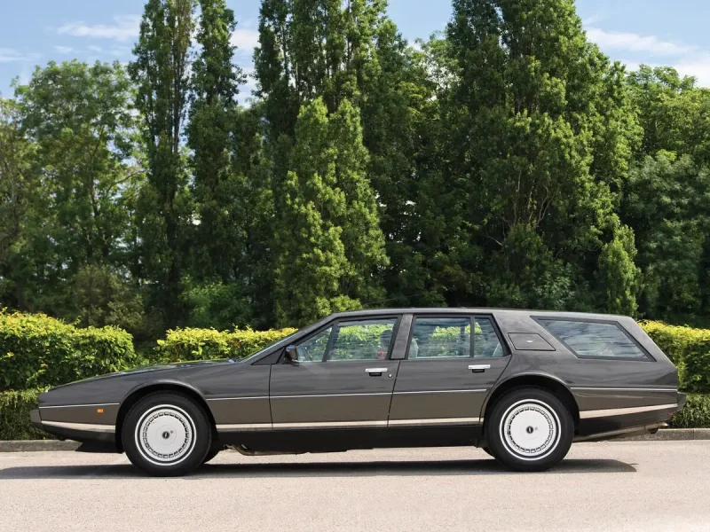 Aston Martin Lagonda 1982