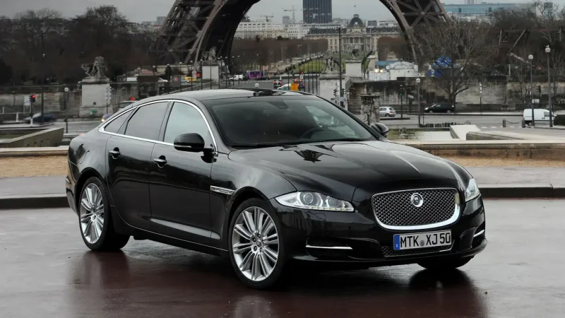 Ягуар XJ 2020