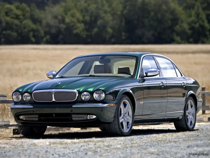 Jaguar XJ super v8