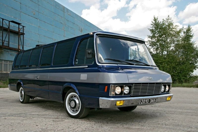ЗИЛ-118 Юность