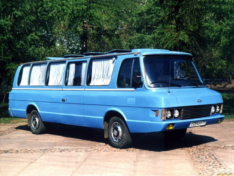 Автомобиль ЗИЛ 118 Юность