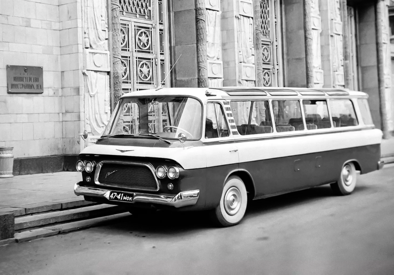 ЗИЛ-118 Юность