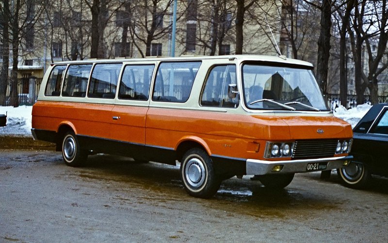 ЗИЛ-118 Юность