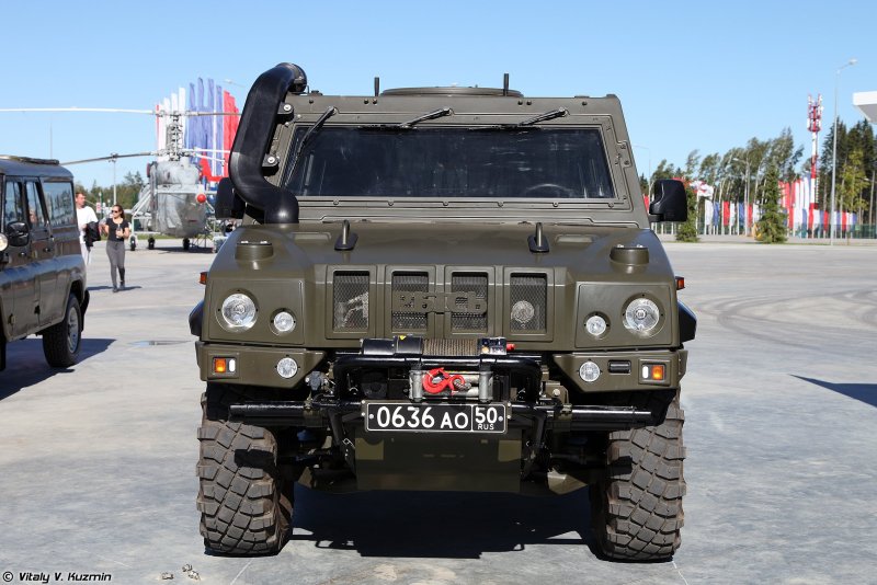Iveco LMV Рысь