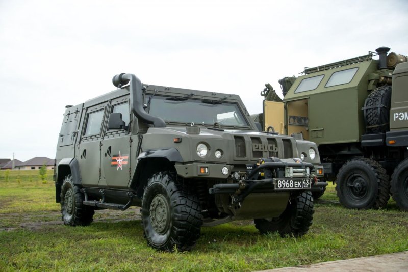 Бронеавтомобиль Iveco LMV «Рысь»