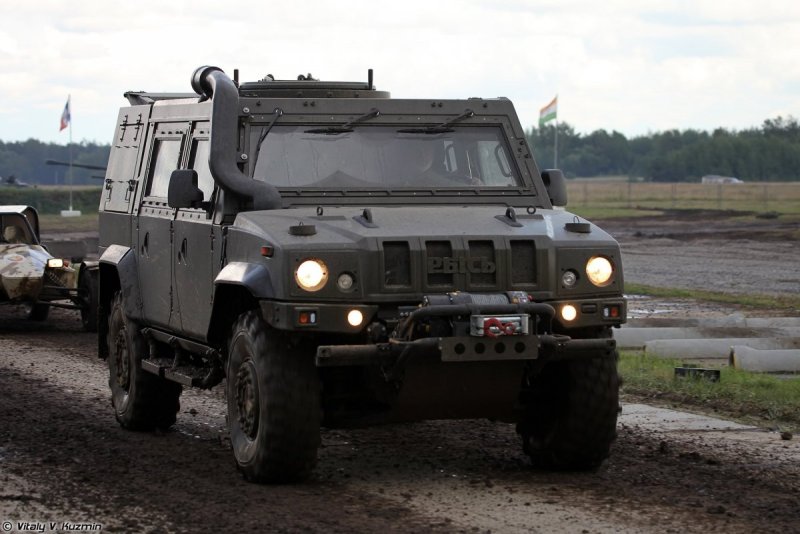Iveco LMV Рысь