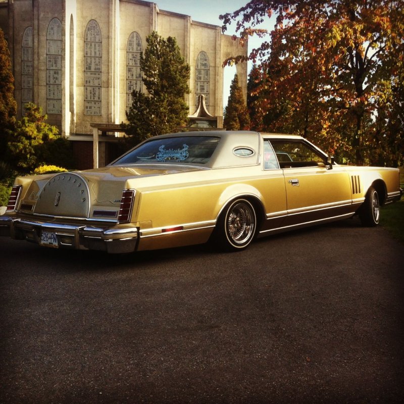 Lincoln Continental лоурайдер