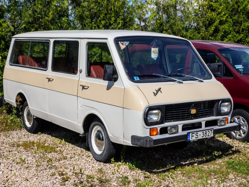 РАФ 2203 фургон