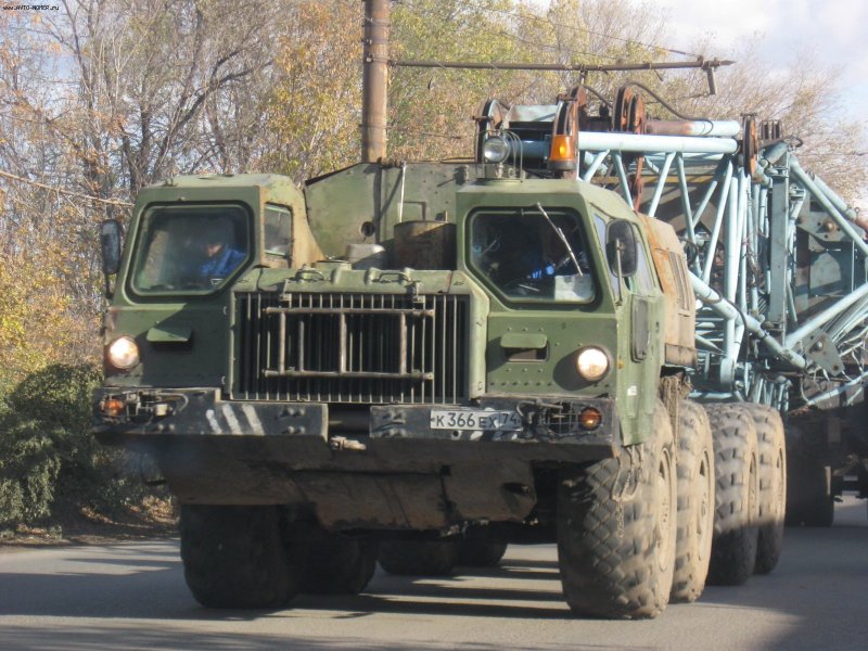 МАЗ-543 ураган тягач