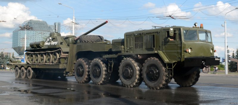 МАЗ 537 ураган седельный тягач