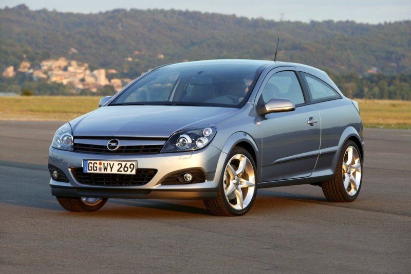 Opel Astra GTC 2006