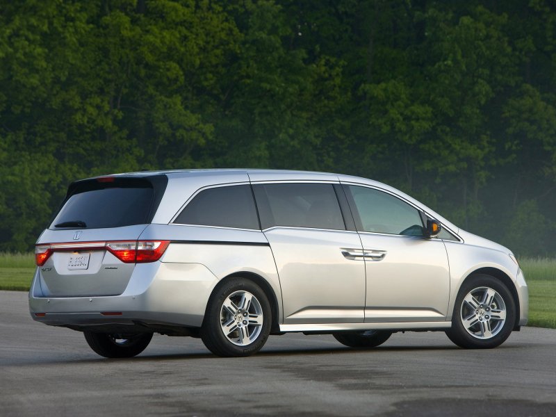 Минивэн Honda Odyssey
