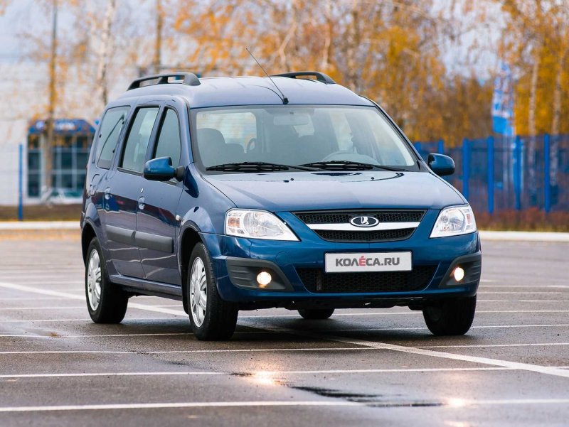 Lada Largus 2011>