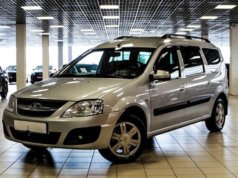 Lada Largus 2013