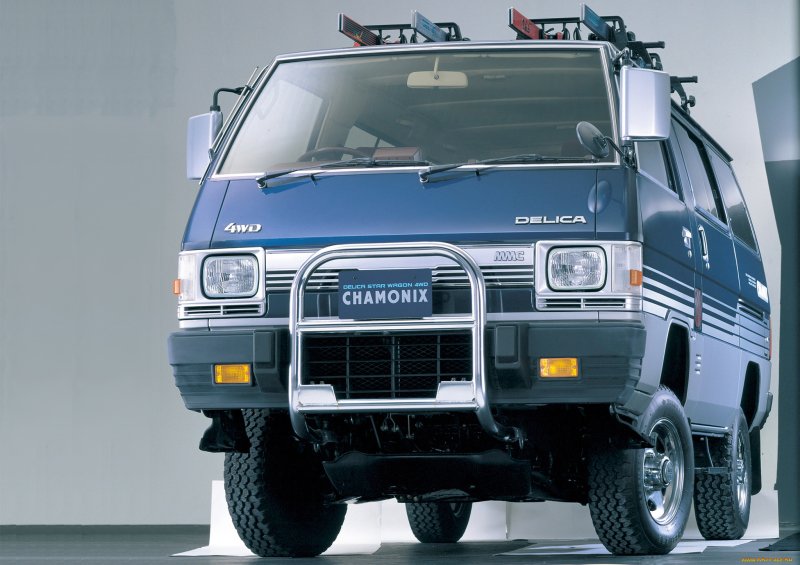 Mitsubishi Delica Star Wagon 4wd