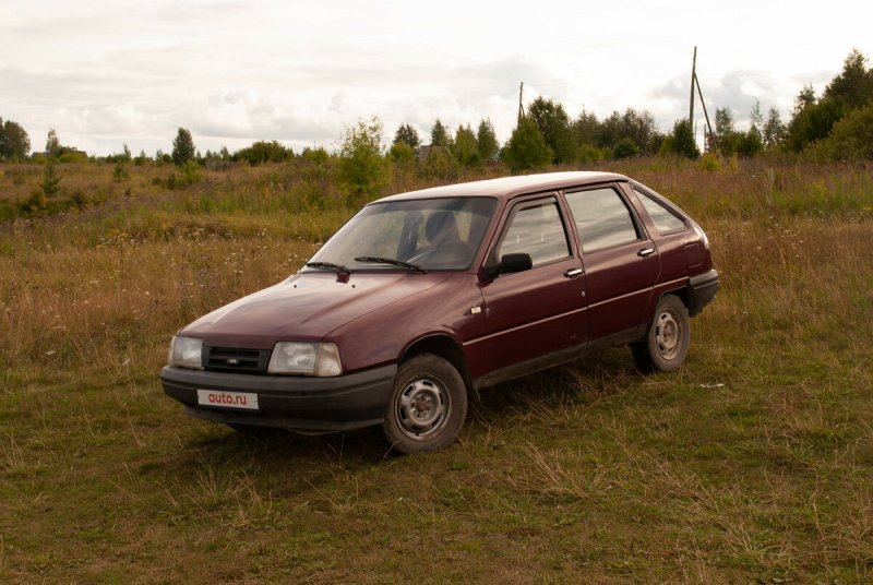 Автомобиль ИЖ Ода 2126