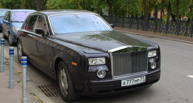 Роллс Ройс 777 77