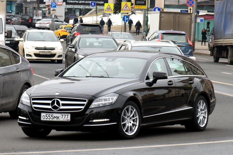 Мерседес Бенц CLS а777уе 777