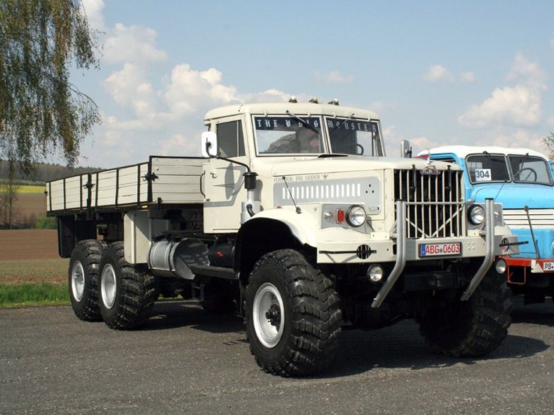 КРАЗ 255