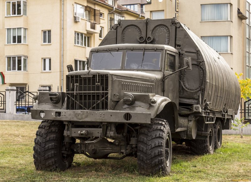КРАЗ 255 военный